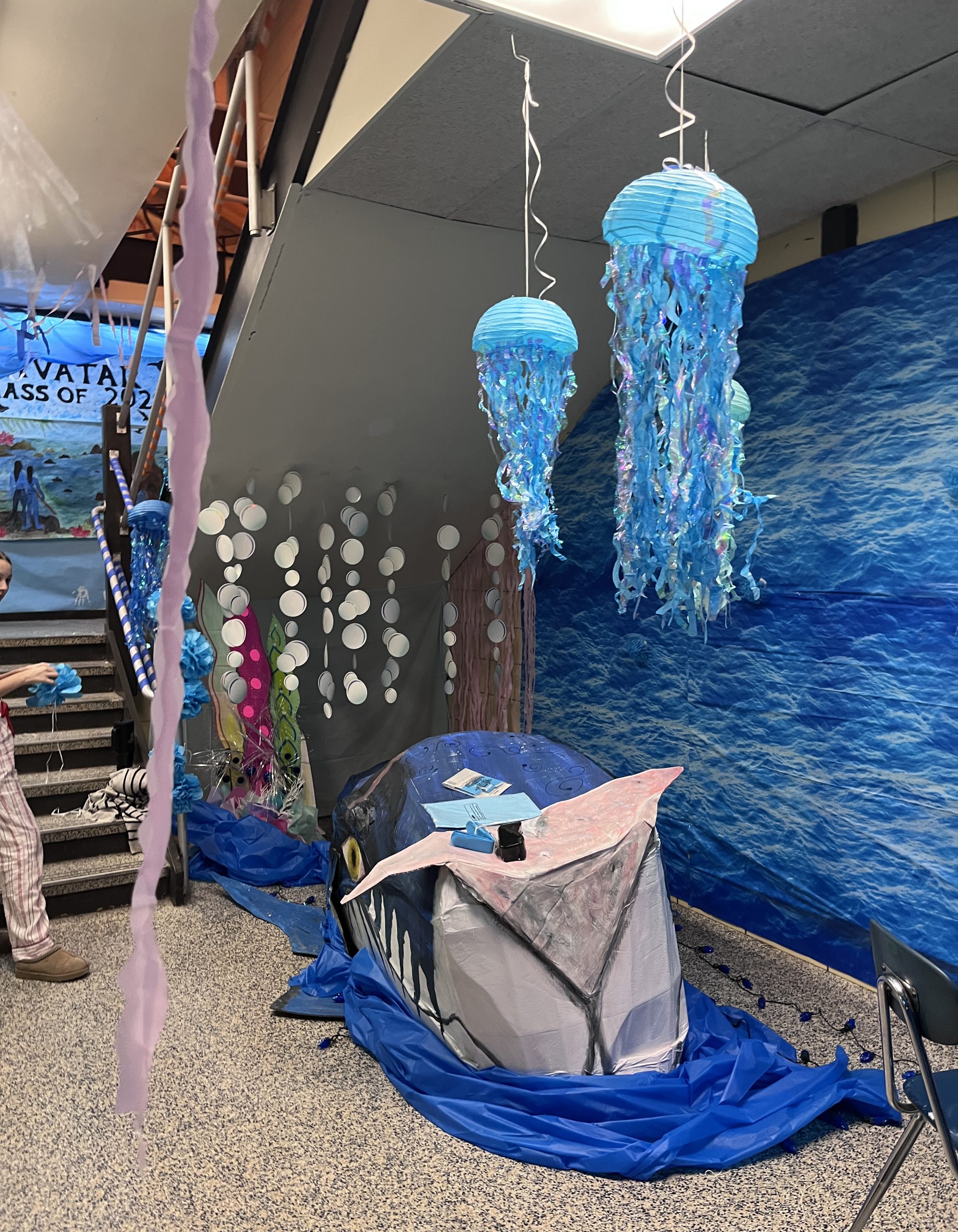 A stairway niche is decorated like a scene from Avatar